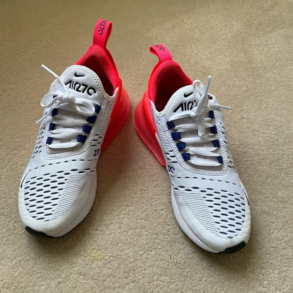 NIKE AIR7C AirMax shoes. Size 6. Womens. NWOT